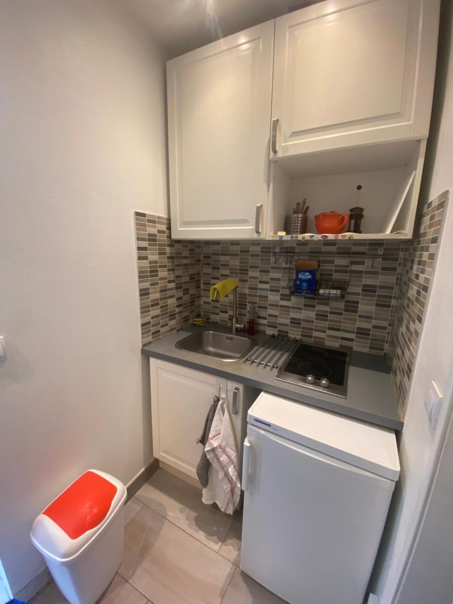 Small Studio Near Eiffel Tower Paris Exterior foto